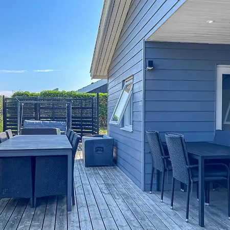 Semesterbostad In With House Sea View